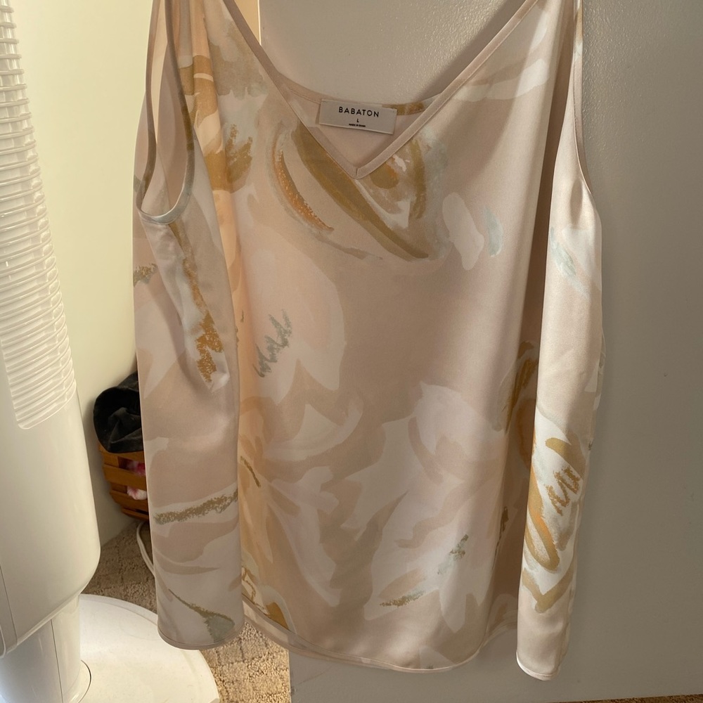 Aritzia babaton blouse